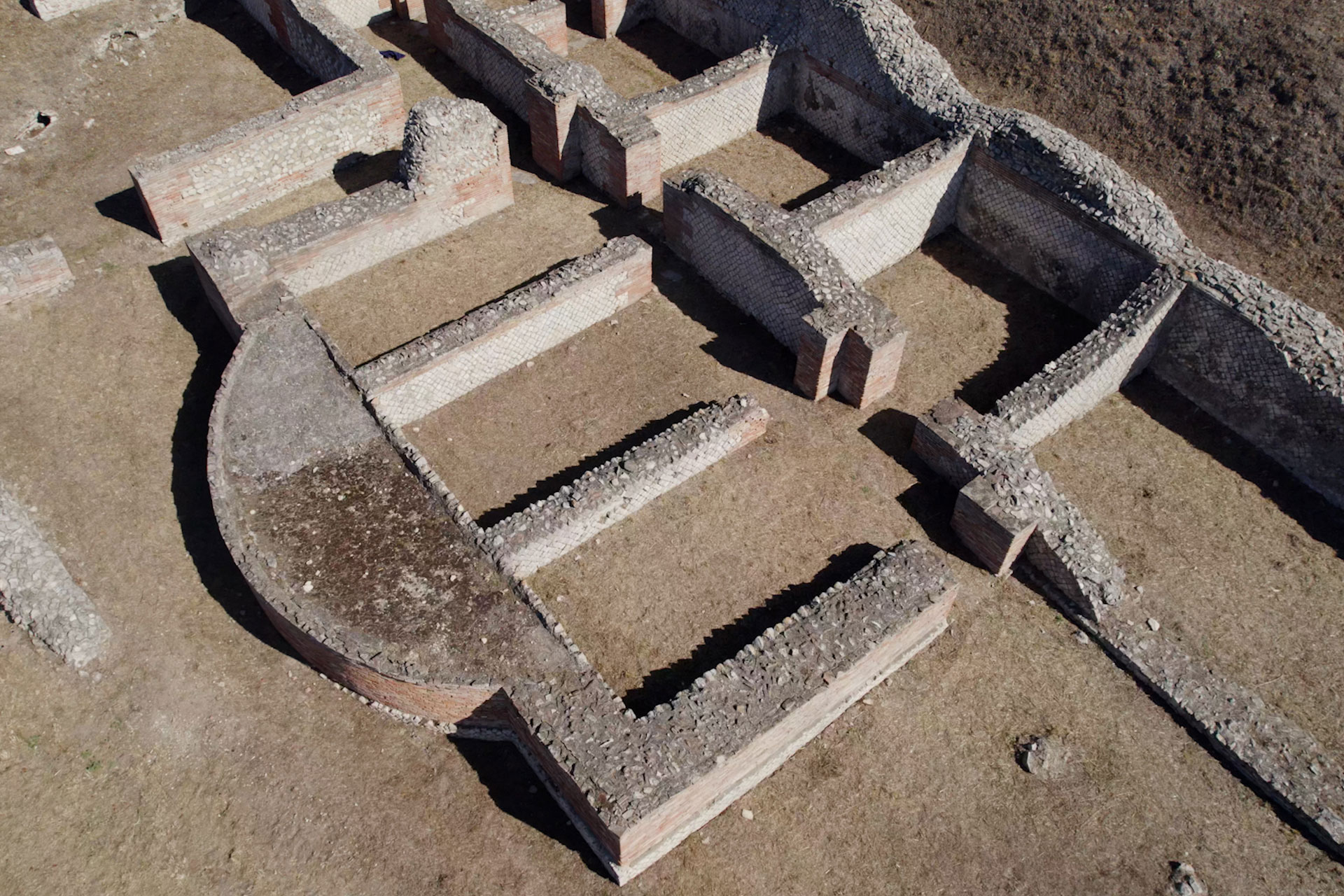 Vista dall'alto del Parco Aeclanum