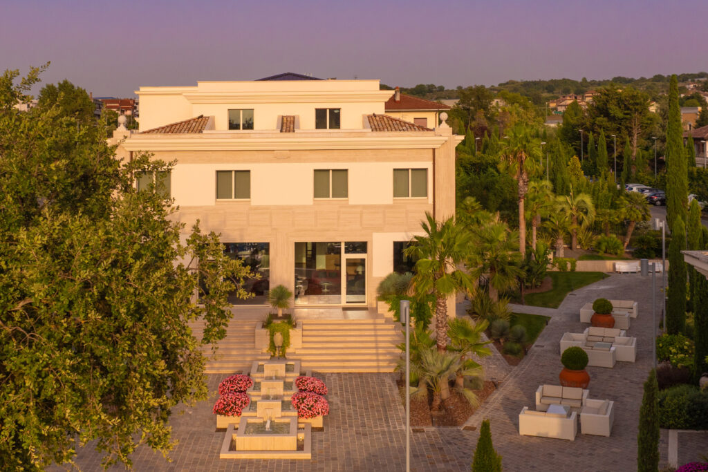 Orsini Resort al tramonto